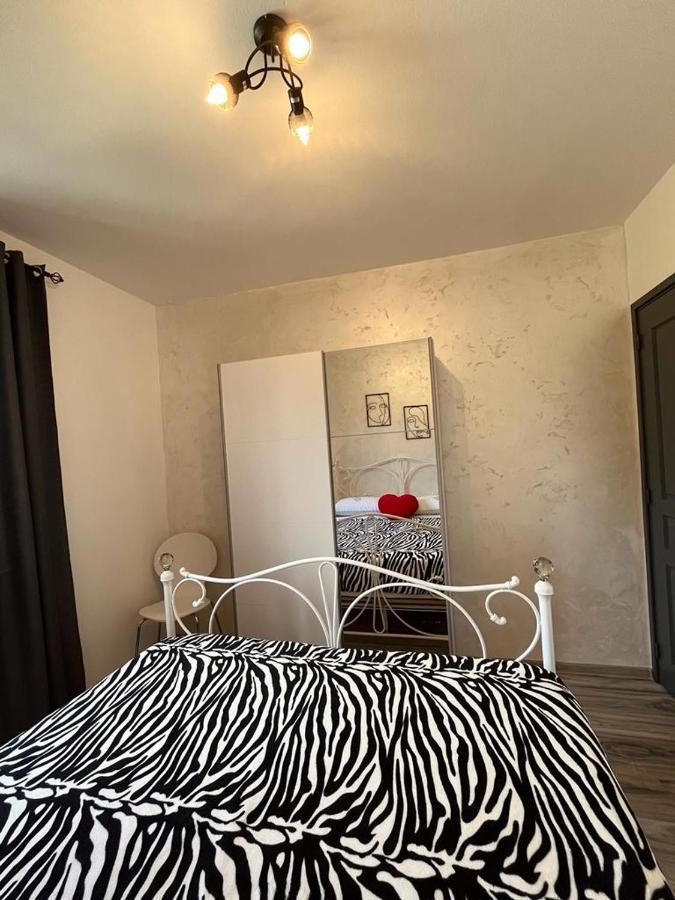 Pomerino Apartmans Экстерьер фото